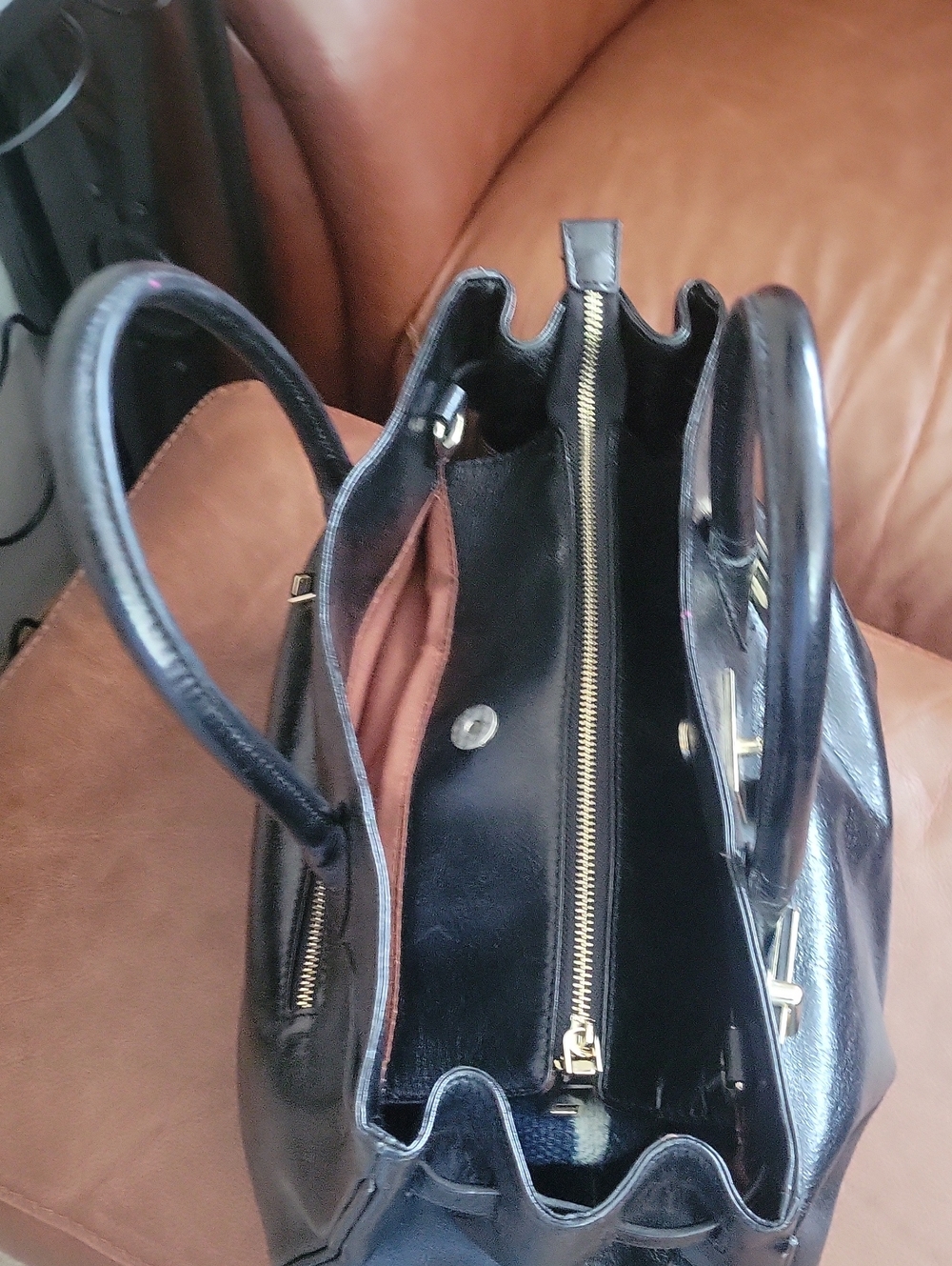 Black Leather Top-Handle Tote Bag with Gold Hardware - Picture 3 of 7